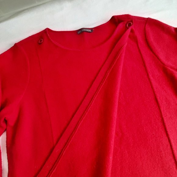 - Eric Alexandre sweater.Red wool. Size Large. Long Sleeve - Picture 4 of 9